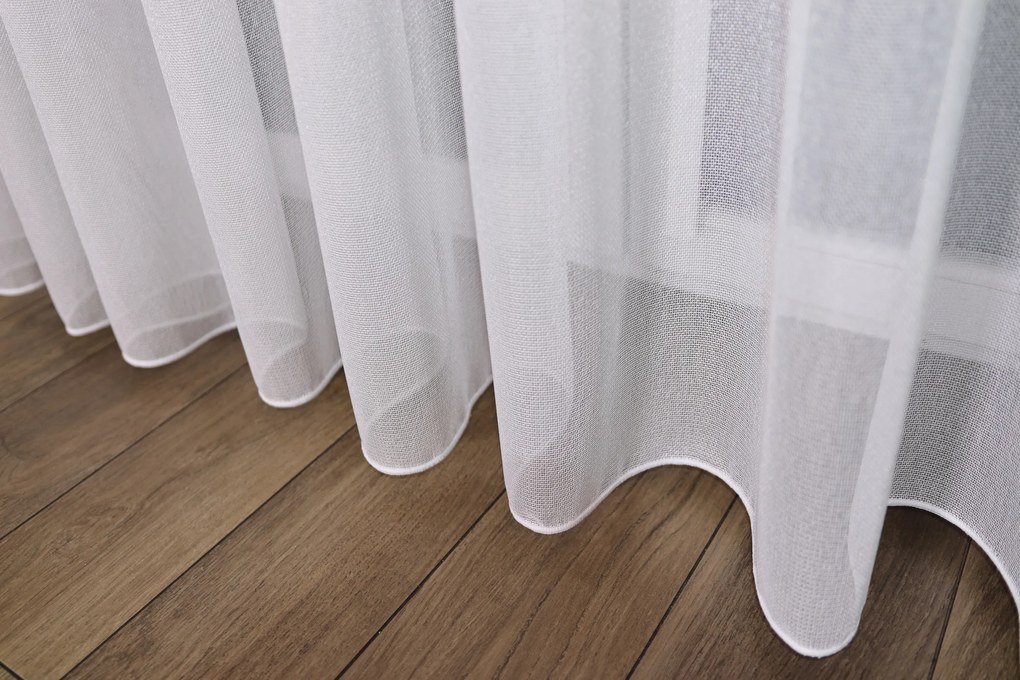 Függöny méterben Sima Fehér Háló Aura magasság: 300 cm