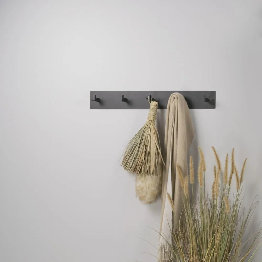 Fekete fém fali fogas 70 cm Leatherman – Spinder Design