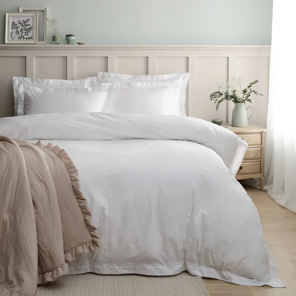 Fehér kétszemélyes pamut ágyneműhuzat 200x200 cm Lottie Floral Embroidery – Bianca