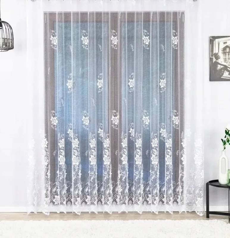 Virágos Kész Függöny Szalaggal, Fehér -450x275