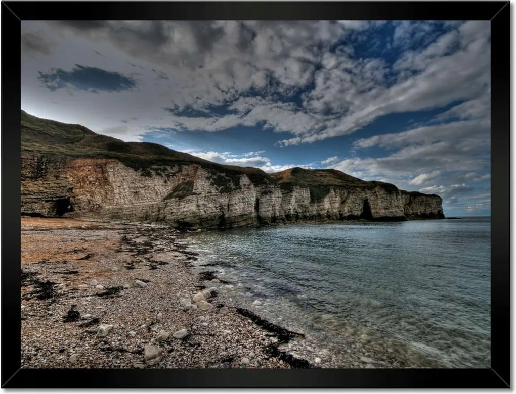 Poszterek keretben 40x30 Érdekes égbolt Tengerpart sziklás sziklával