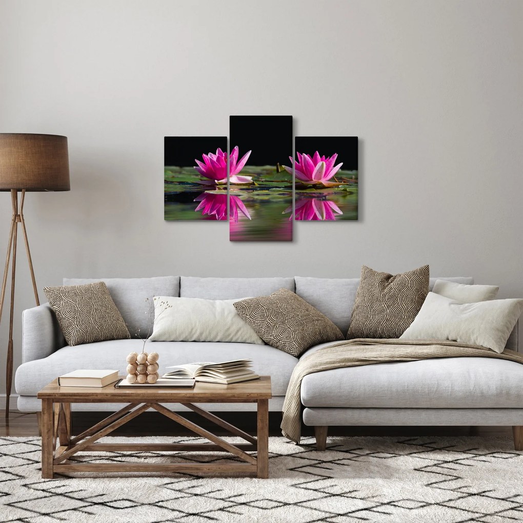 A tavirózsa képe a vízen (90x60 cm)