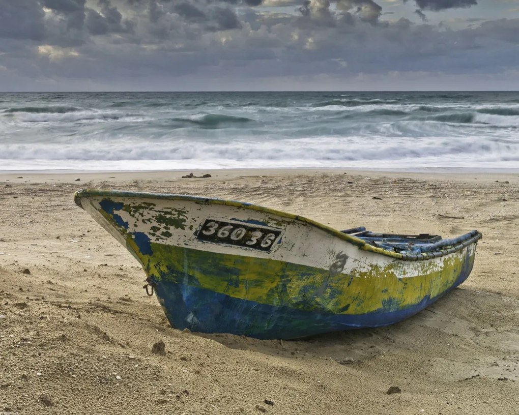 Poszter 50x40cm Csónak a parton, Assaf Frank