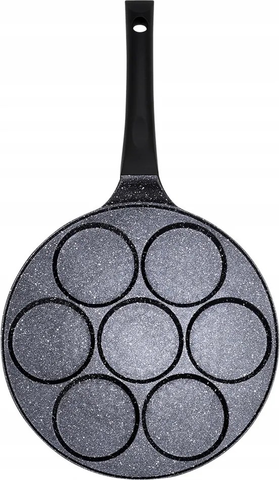 Tojás serpenyő palacsinta pancakes ültetett tojás szemekkel