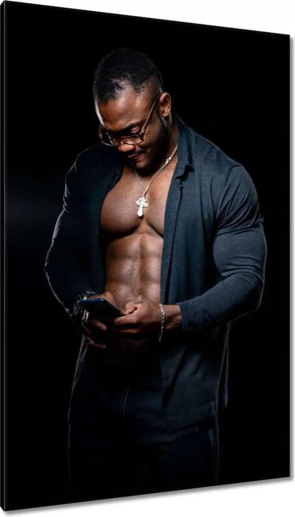 Vászonkép 80x120 Férfi kigombolt pólóval