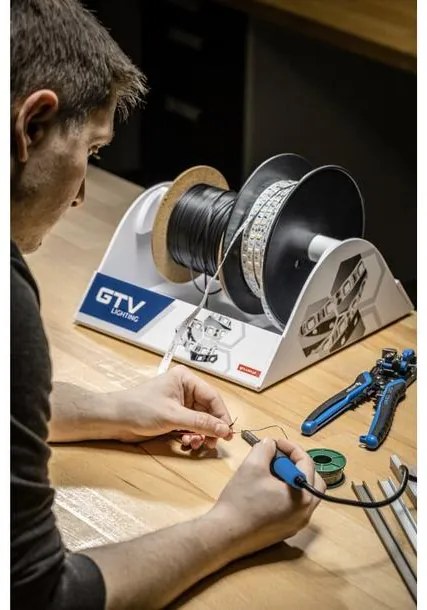 LED szalag 5630, 300 LED/5 fm, semleges fehér, 20W/fm,  80W/5fm , 10mm , 50fm/tekercs, 12V, IP20, 1750lm/m