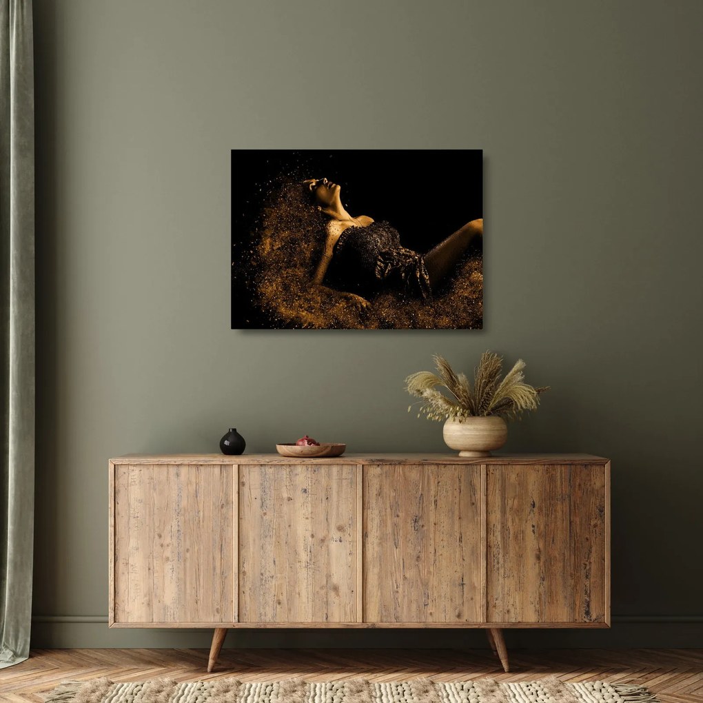 Kép - Egy nő aranyból (üvegen) (70x50 cm)