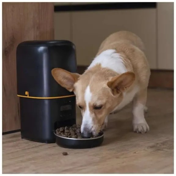 Automata etető 4 l/5V/3xD