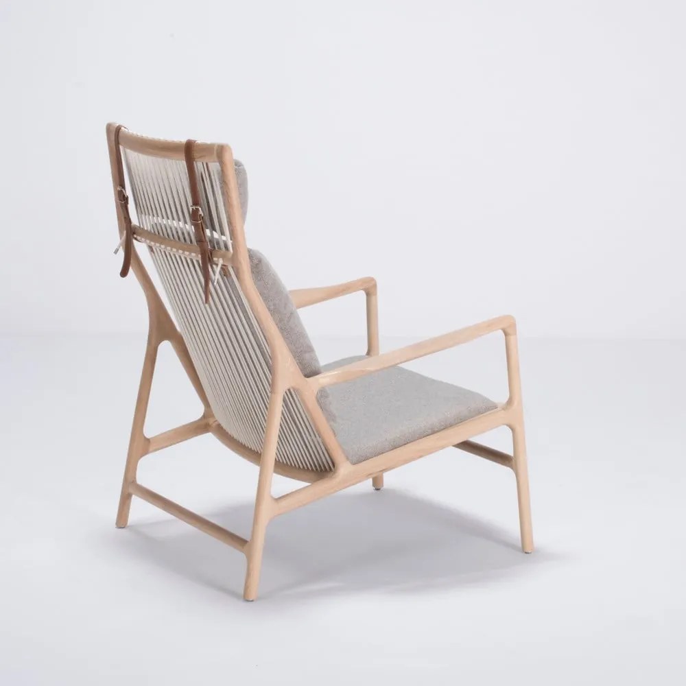 Dedo tölgyfa fotel szürke szövet ülőrésszel - Gazzda