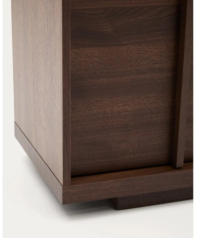 Barna komód diófa dekorral 200x80x45 cm Onix – Kave Home