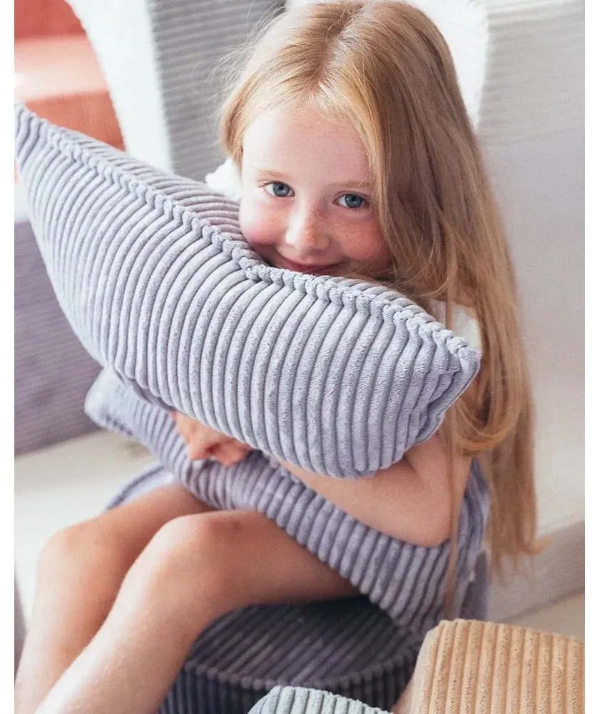 Kék kordbársony párna gyerek kanapéhoz Bolster – Wigiwama