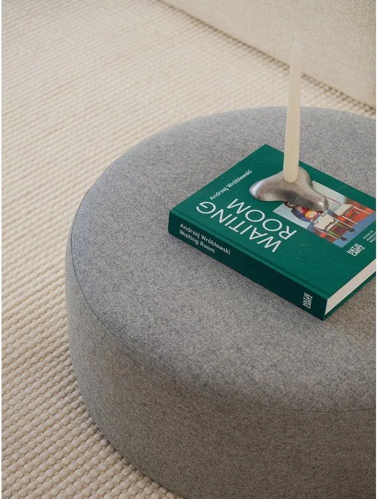 Szürke gyapjú puff Folk – noo.ma