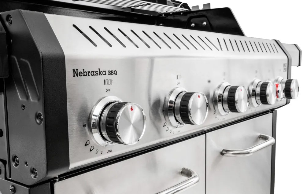 G21 Nebraska BBQ Premium Line gázgrill, 6 égőfejjel + ajándék reduktor