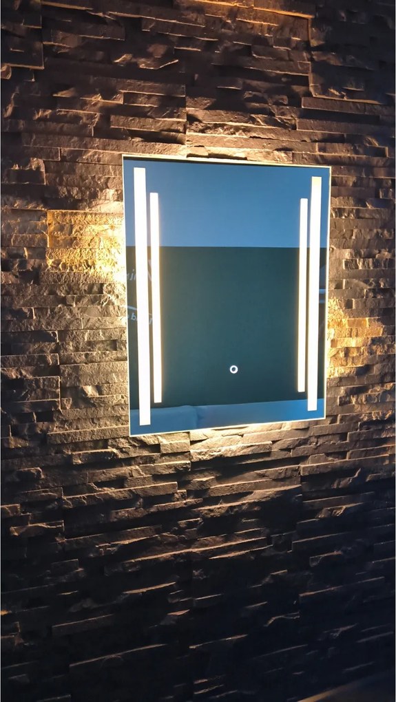 Susanna Led tükör| 80x80 cm| Érintőképernyős Fürdőszobába, Nappaliba, Hálószobába