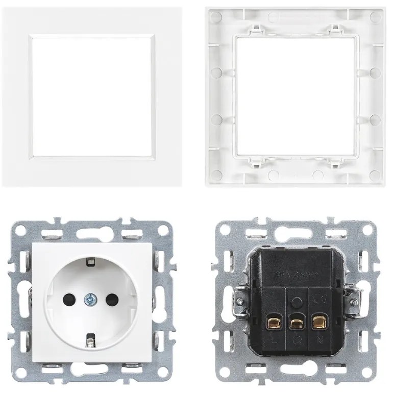 Nova földelt csatlakozóaljzat dugalj 16A 250V fehér kerettel