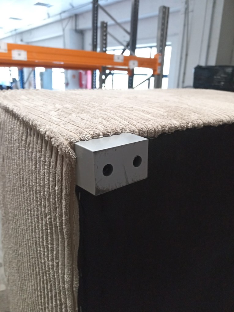 AKCIÓ Bézs sarokkanapé SMART COSARO, kétoldalas + 2 db párna INGYEN II. osztály