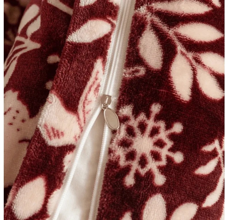 Mikroplüss ágyneműhuzat FOREST ANIMALS bordó Ágyneműhuzat mérete: 80 x 80 cm | 135 x 200 cm