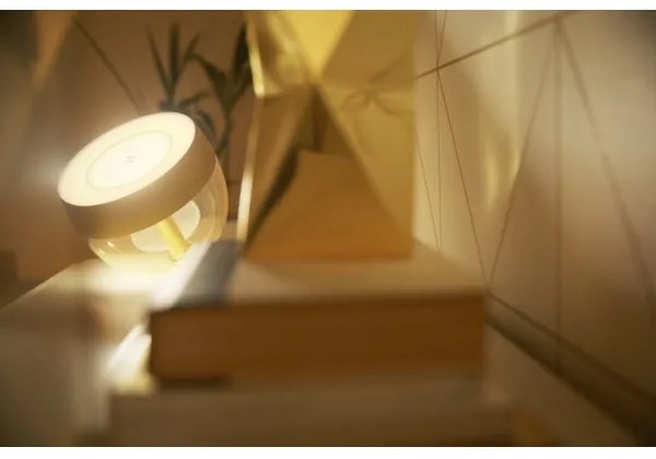 Philips Hue IRIS LED RGB asztali lámpa, állítható, 8,2W, 230V, arany