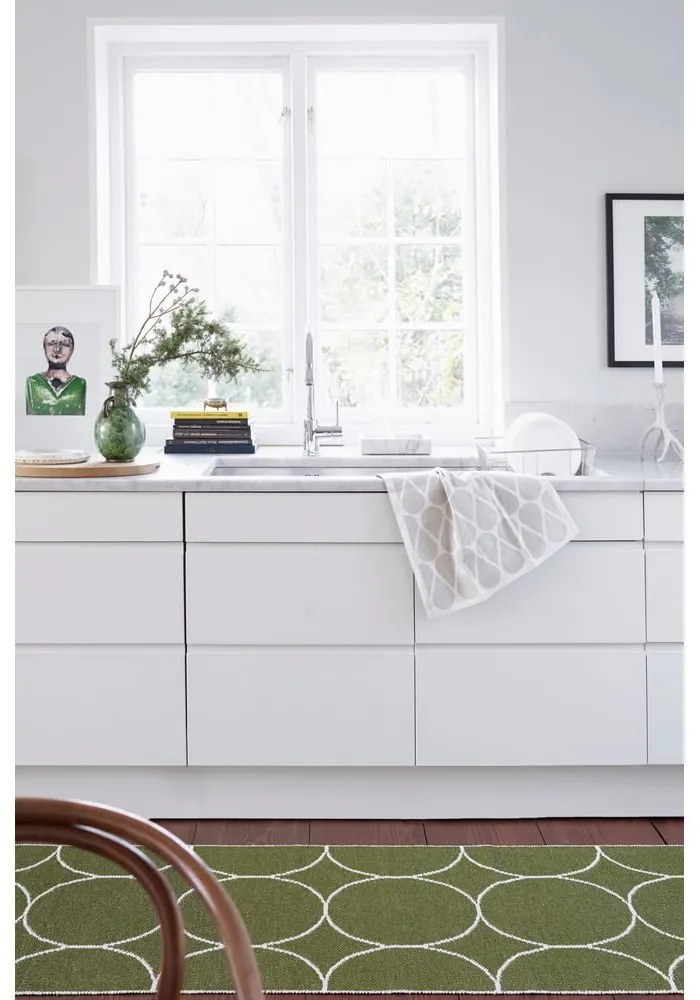 Sötétzöld kültéri-beltéri futószőnyeg 70x300 cm Boo Dark Olive – Pappelina