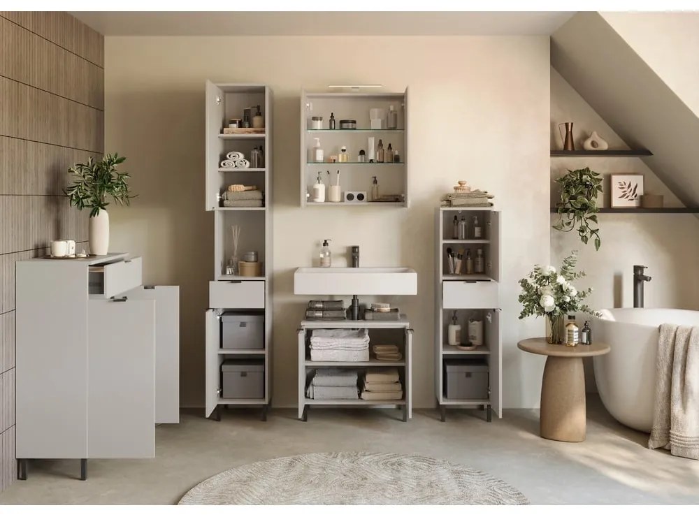 Krémszínű fali tükrös fürdőszoba szekrény 60x71 cm Arcena – Germania