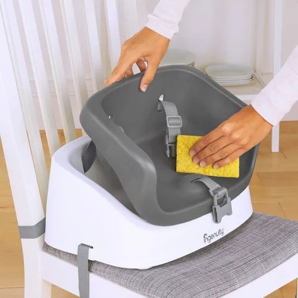 Ingenuity - Ülésmagasító étkezőasztalhoz 2in1 SMARTCLEAN TODDLER szürke