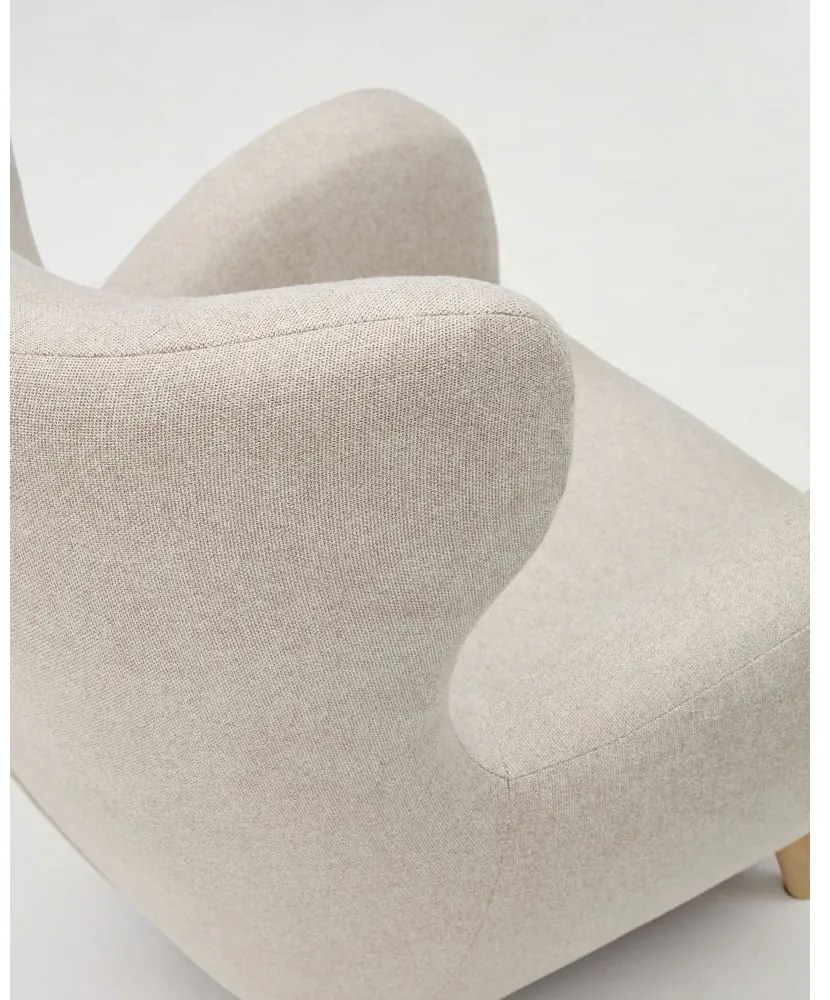 Bézs füles fotel Patio – Kave Home