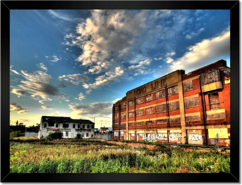 Poszterek keretben 40x30 Felhők az épületek felett