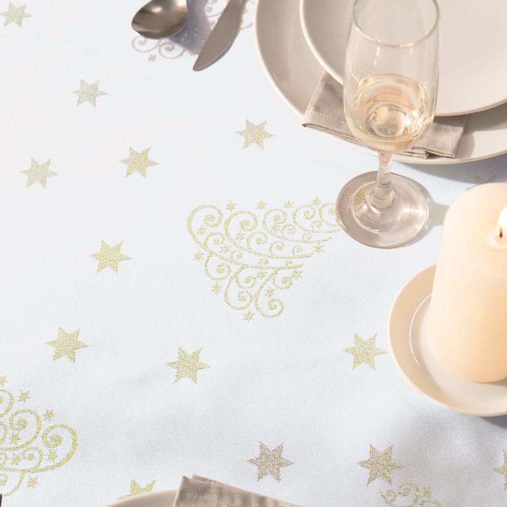 Goldea karácsonyi teflonbevonatú asztalterítő - aranyszínű karácsonyfák és csillagok 100 x 100 cm