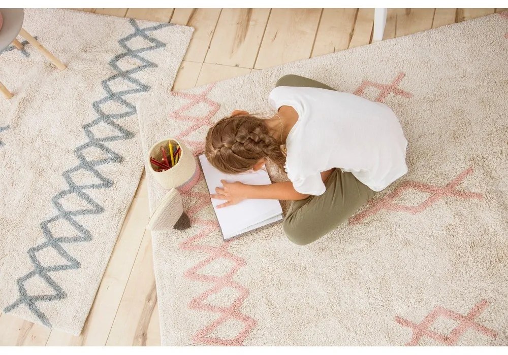 Rózsaszín-krémszínű mosható kézi szövésű pamut szőnyeg 120x160 cm Atlas Natural – Lorena Canals