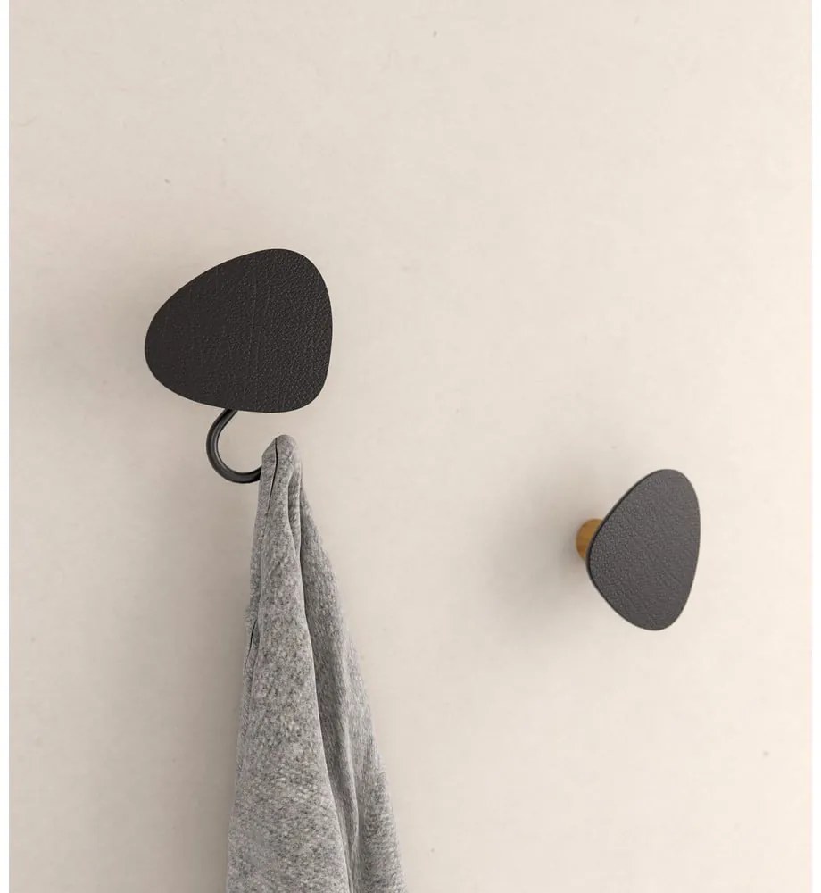 Fekete fali acél akasztó Dot L Bull – LIND DNA