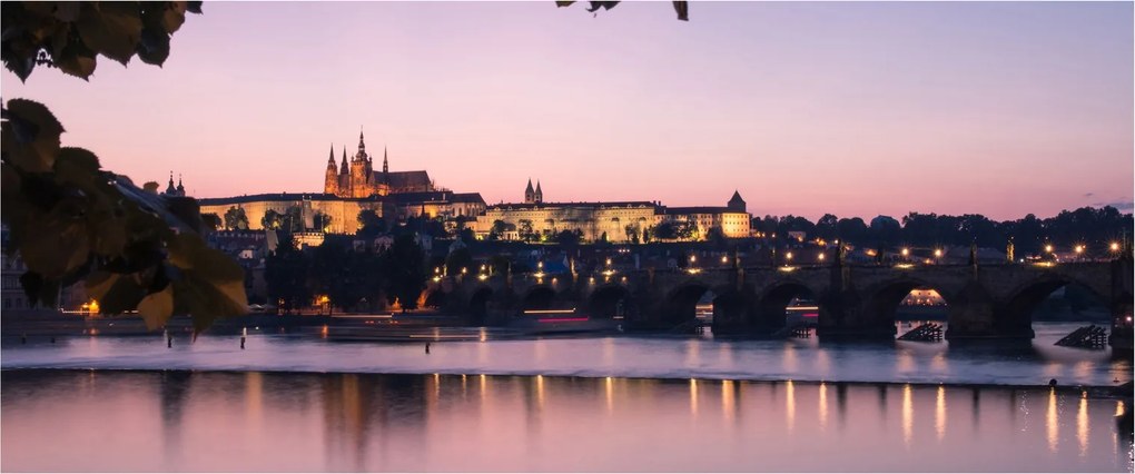 A Prágai vár és a Moldva képe (120x50 cm)