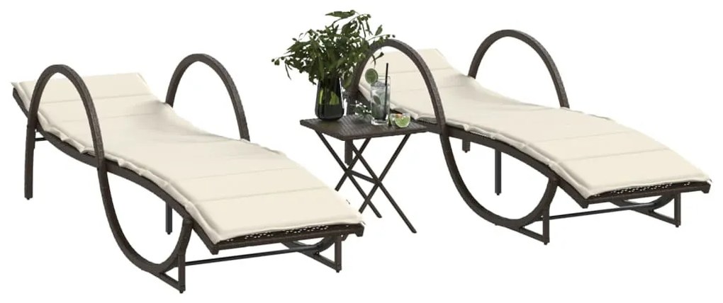2 db barna polyrattan napozóágy asztallal