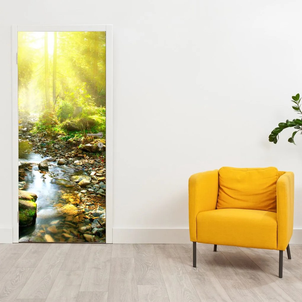 Fotótapéta ajtóra - Folyó a zöld erdőben (95x205cm)
