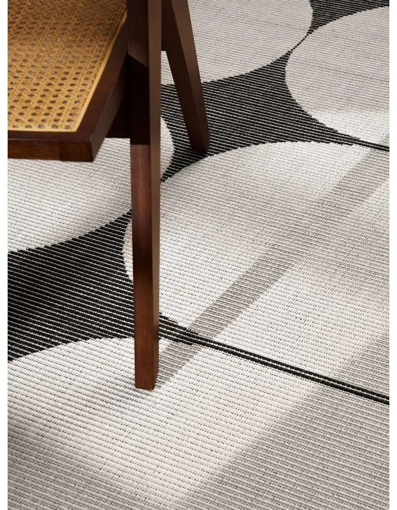 Fekete-fehér kültéri-beltéri szőnyeg 120x170 cm Duet Bowen – NORTHRUGS