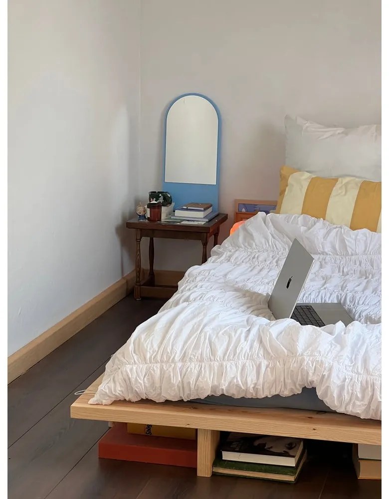 Natúr színű borovi fenyő egyszemélyes ágy ágyráccsal 120x200 cm Japan – Karup Design