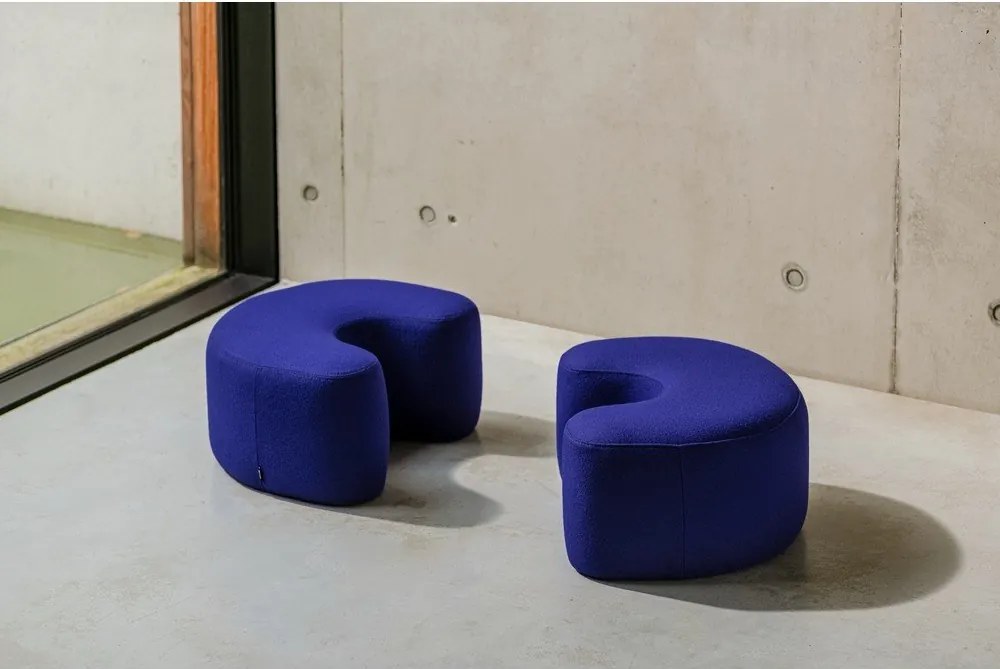 Kék gyapjú puff Ü – noo.ma