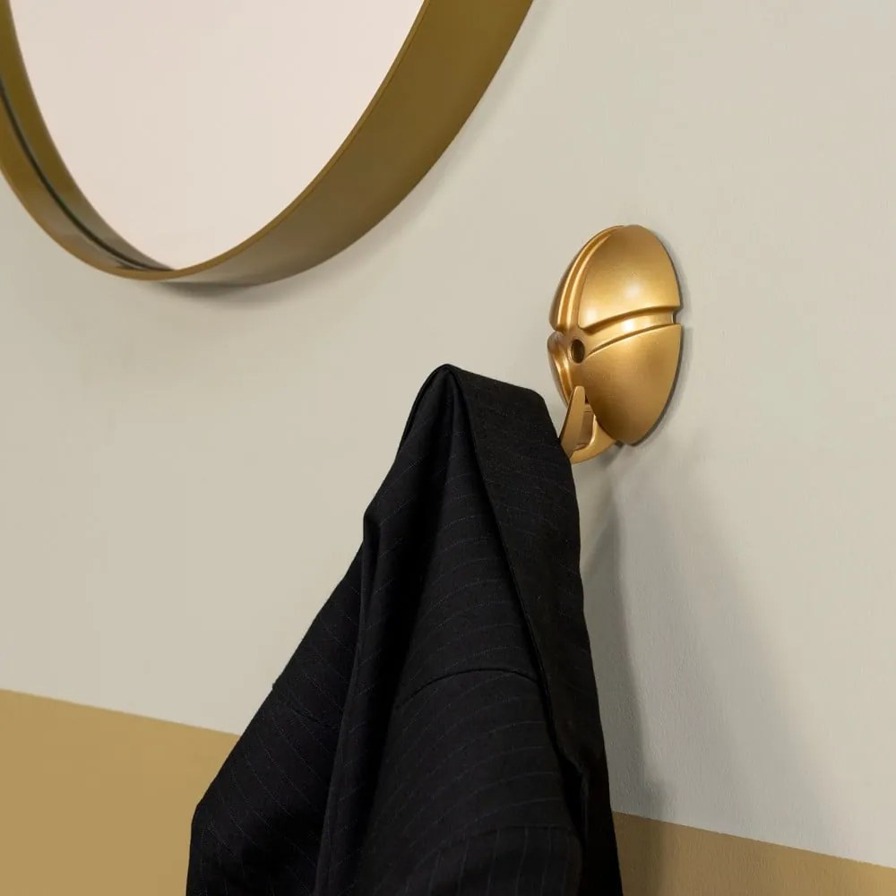 Aranyszínű fali műanyag akasztó Tick – Spinder Design