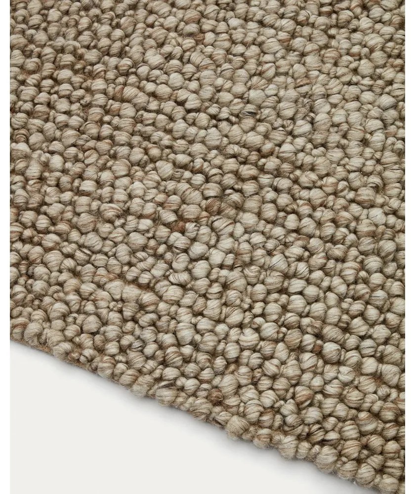 Bézs gyapjú szőnyeg 200x300 cm Lubrin – Kave Home