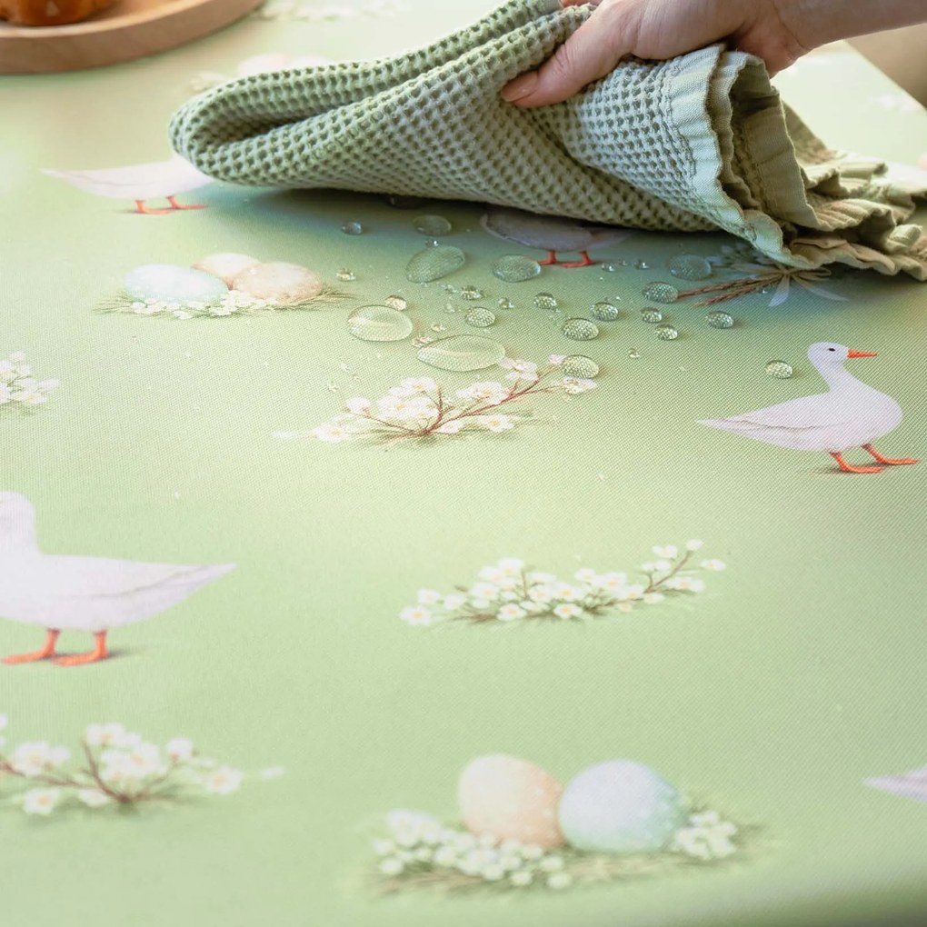 Goldea húsvéti szögletes teflonos asztalterítő - libák és húsvéti tojások 80 x 80 cm