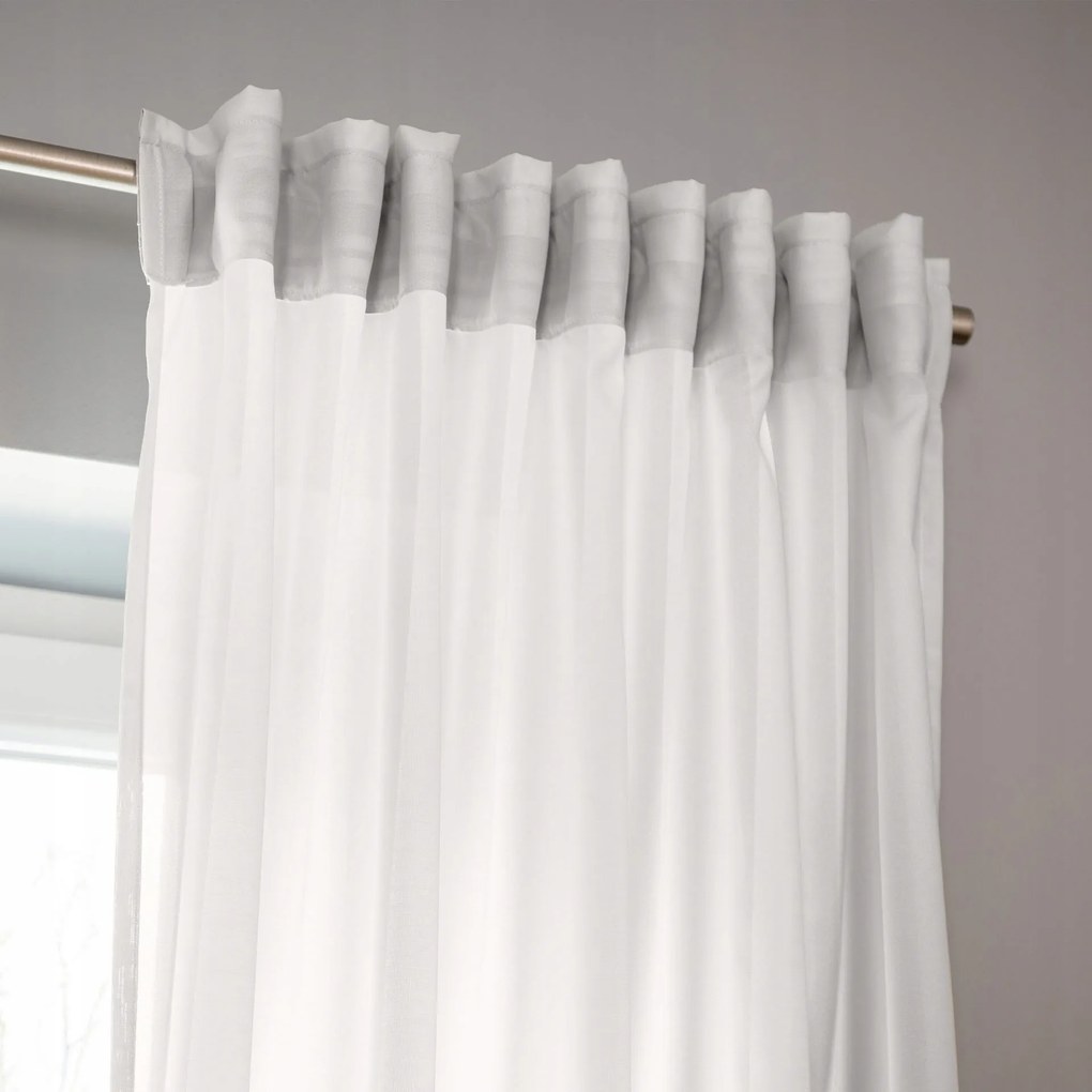 Kész függöny, szélesség 145 x magasság 300cm, szín világos szürke