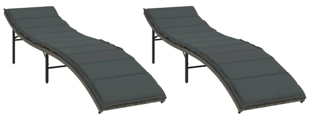 2 db szürke polyrattan napozóágy párnával