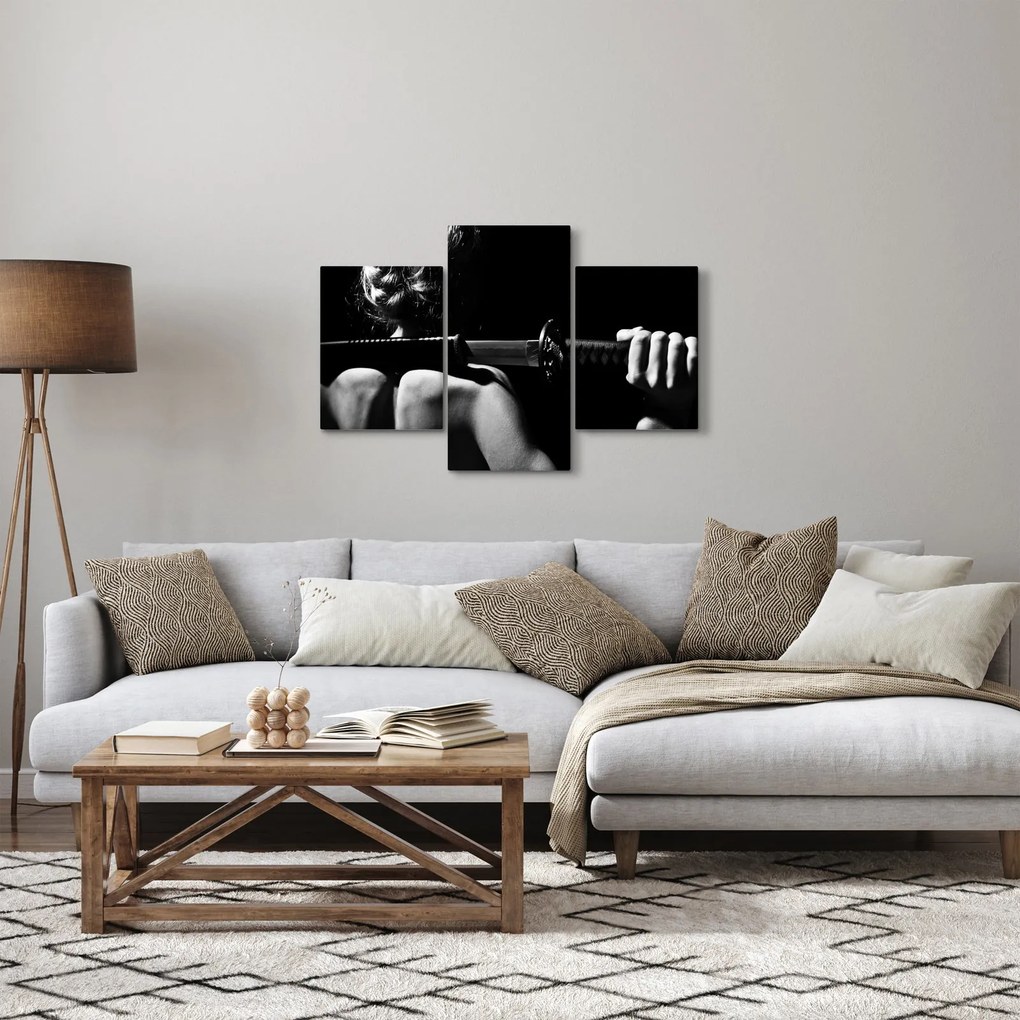 Kép - Nő karddal (90x60 cm)