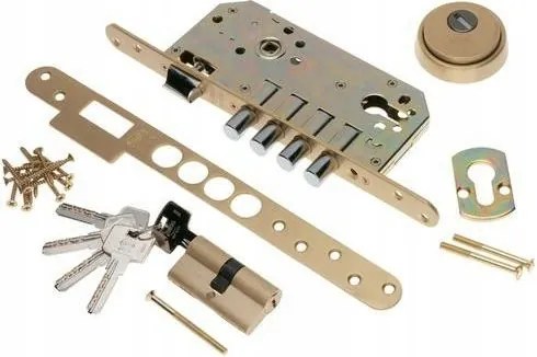 Süllyesztett zárbetét 85/50mm sárgaréz szatén zárbetét akasztó