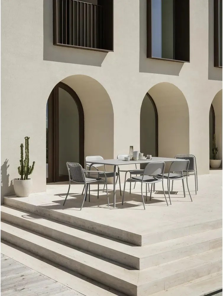 Fém kerti étkezőasztal 90x180 cm Yua – Blomus