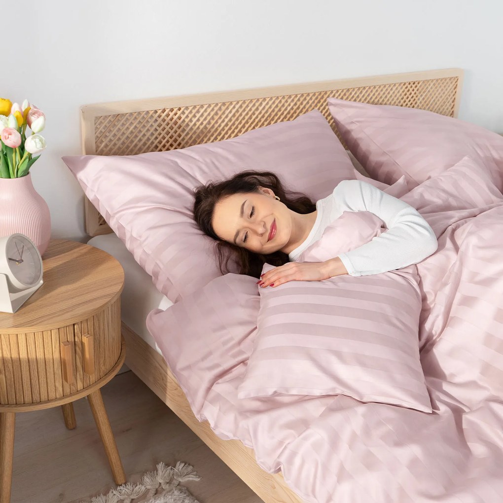 Goldea damaszt ágyneműhuzat - régi rózsaszínű csíkos 150 x 200 és 50 x 60 cm