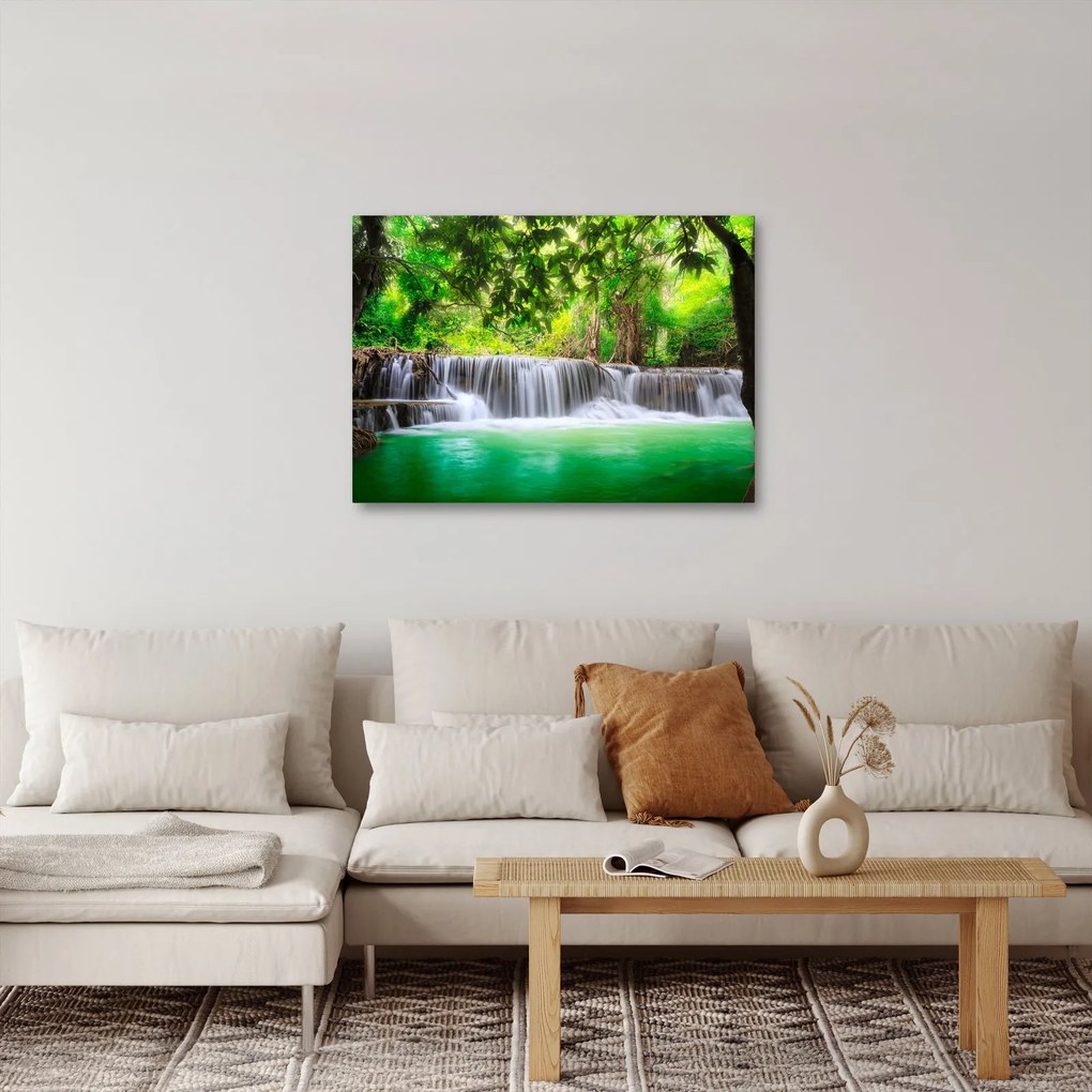Kép egy vízesésről Kanchanaburiban, Thaiföldön (70x50 cm)