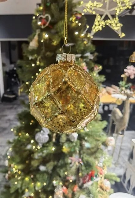 Karácsonyi dekoráció arany golyó