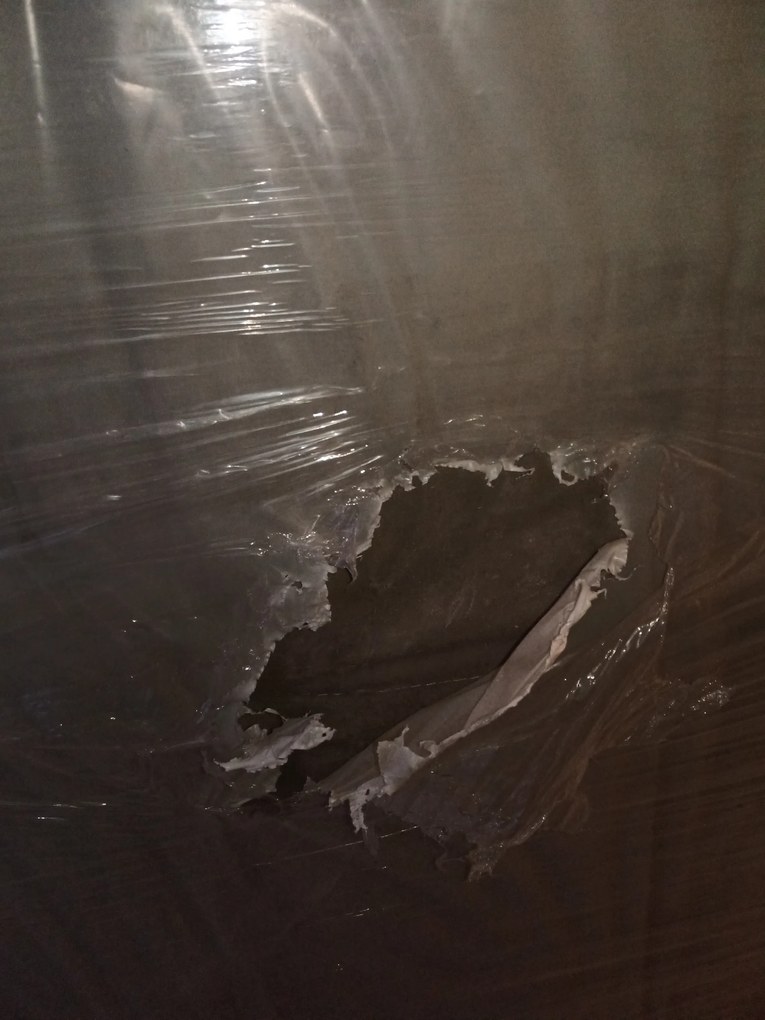 AKCIÓ Krémszínű kihúzható sarokkanapé ZENA, kétoldalas II. osztály