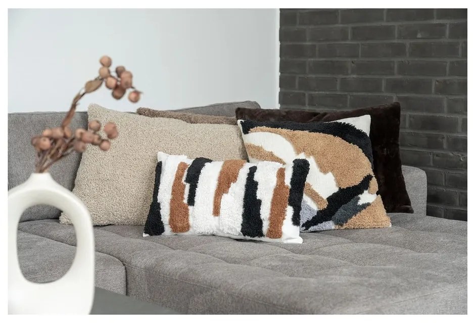 Buklé díszpárna 45x60 cm Tavira – House Nordic