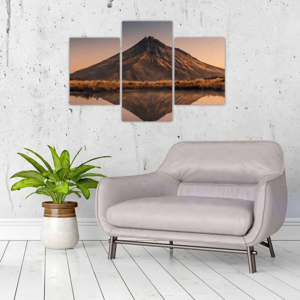 A Mount Taranaki visszaverődése, Új-Zéland (90x60 cm)